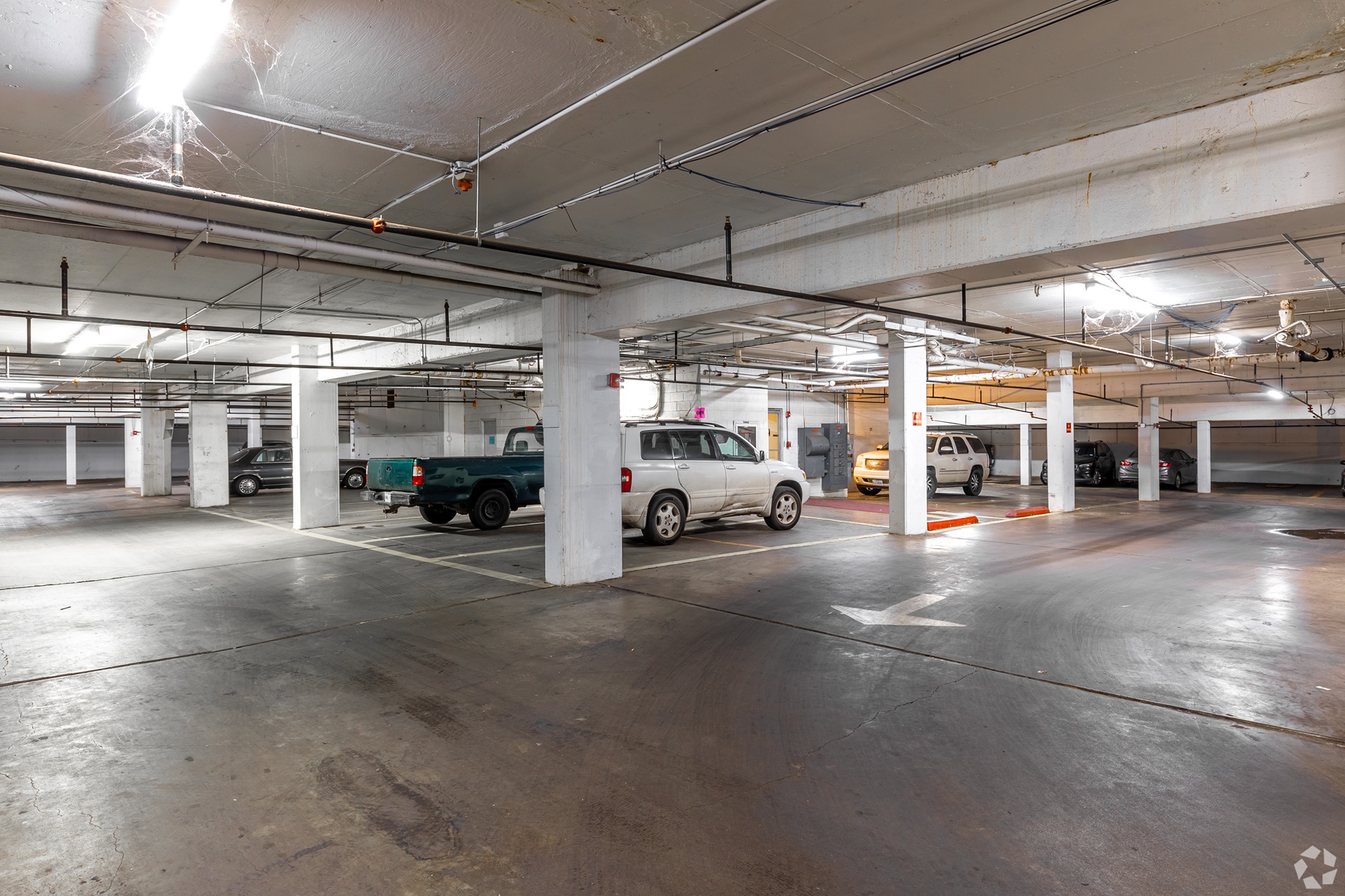 Park Tower Apartments parking in Lubbock Texas